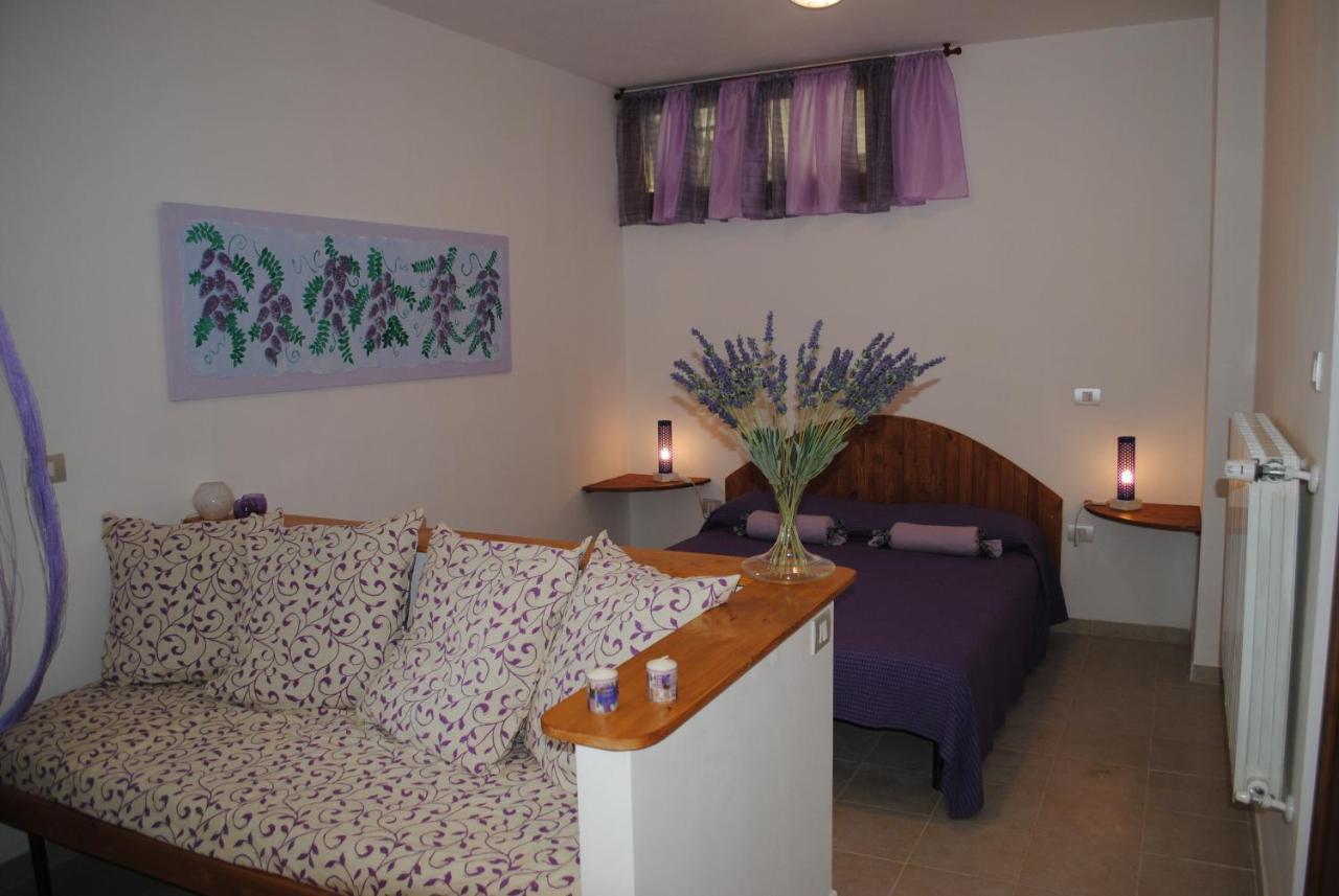 Segni E Impronta Bed and Breakfast Finale Ligure Rum bild